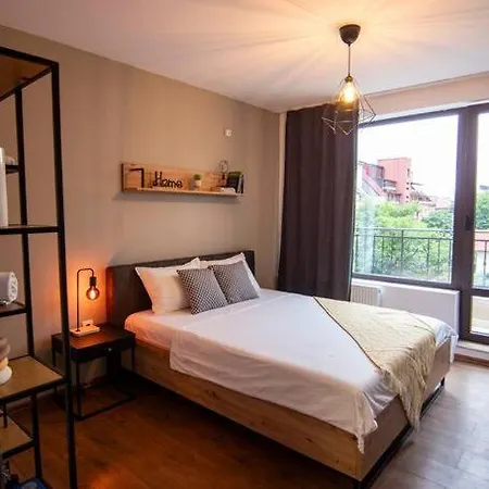 With Private Parking 1