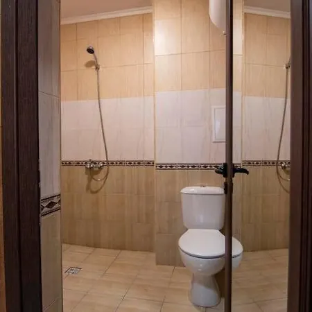Apartment With Private Parking *